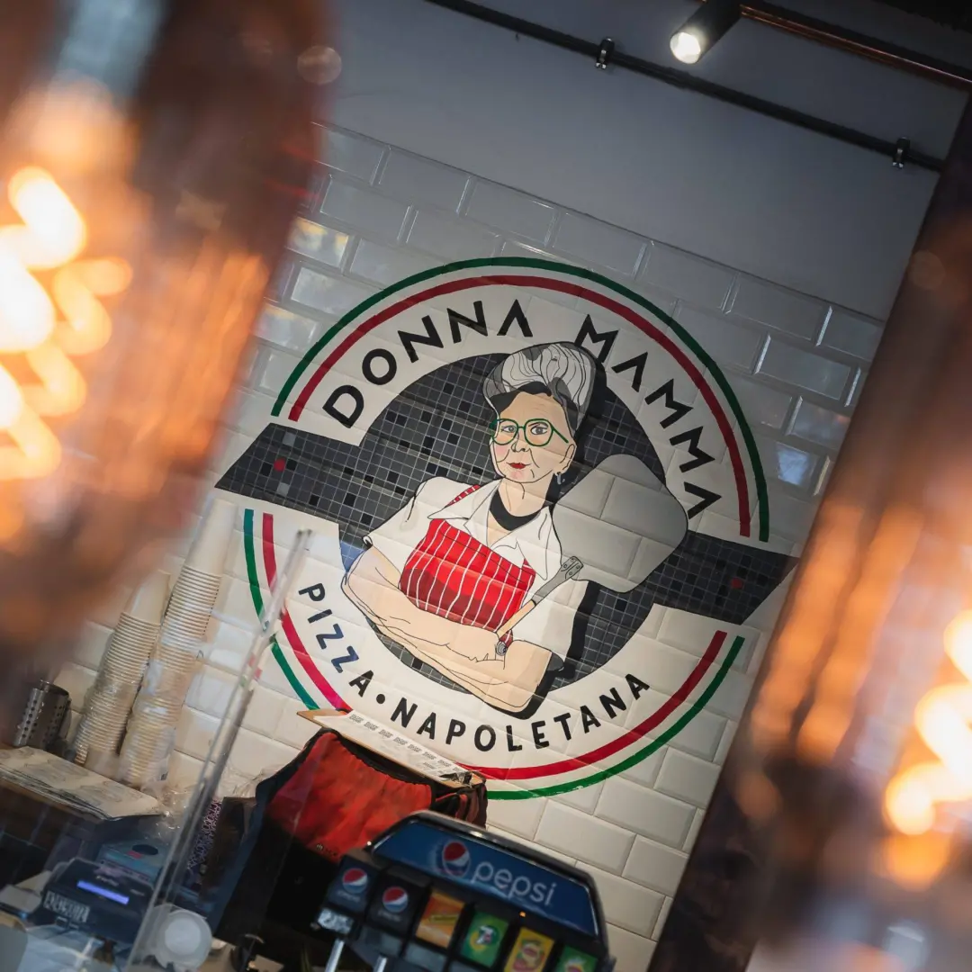 Donna Mamma Pizza Napoletana logó